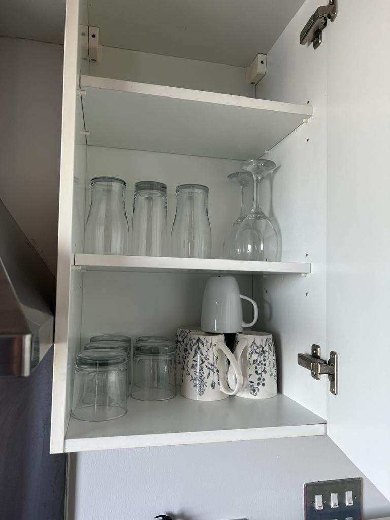 Apartamento Modern 2 Bed With Stunning Seaside View