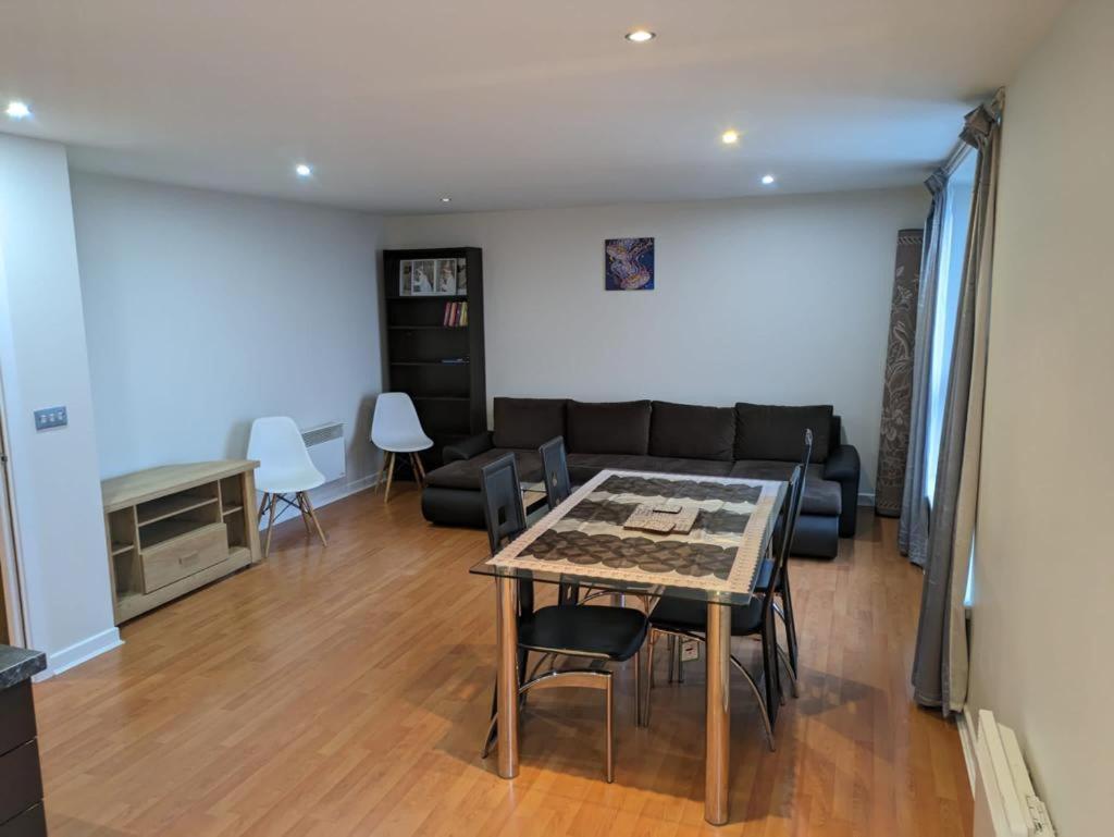 Modern 2 Bed With Stunning Seaside View Apartamento Edimburgo